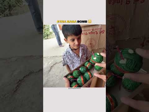 ITNA BADA BOMB😱 #souravjoshivlogs #diwali #diwalispecial #shortsvideo
