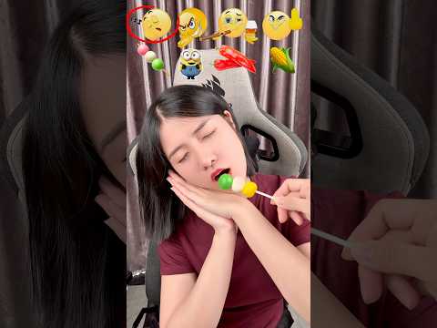 Eat emoticons in order 🍡😬🌶️🌽
