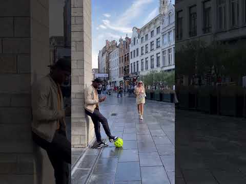 what a humiliation 🤯🔥😱#footballshorts #freestylefootball #diallofreestyle#bruxelles #reel
