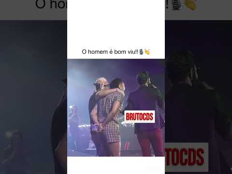 Sósia do Gustavo Lima cantando com Xande avião e ele bate palmas #memes #somodao #aovivo #piseiro