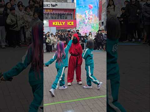 병정 vs 참가자 wait✋️오징어게임 버전 wait #춤추는윤지 #wait #챌린지 #쇼츠 #오징어게임 #잠깐챌린지 #kpop  #춤추는곰돌  #춤추는곰돌의랜덤댄스