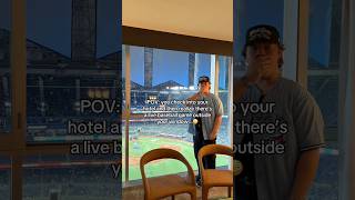 Wait for it...🤯⚾️ #bluejays #toronto #baseball #rawlingsroom #hotel