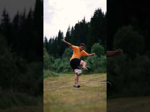 Still fast in slow motion 💨 #footballfreestyle