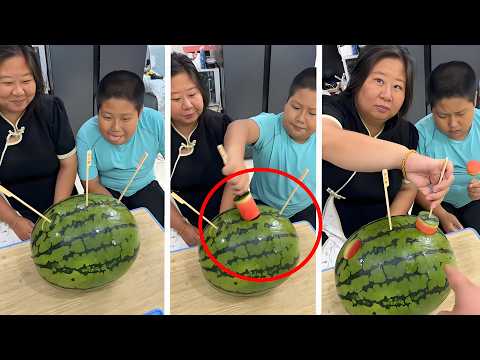 The whole family lined up to win a watermelon