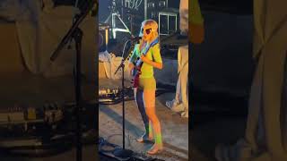 hayley williams screaming #hayleywilliams