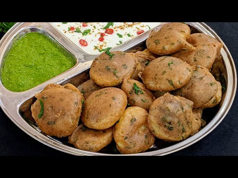 सबसे आसान तरीके से बनाये व्रत के लिए एकदम क्रिस्पी और टेस्टी कुट्टू के पकोड़े | Vrat ke Recipe.
