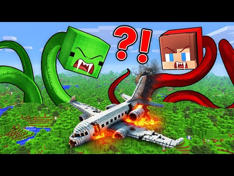 Mikey and JJ SNAKES Attacked The Plane in Minecraft (Maizen)