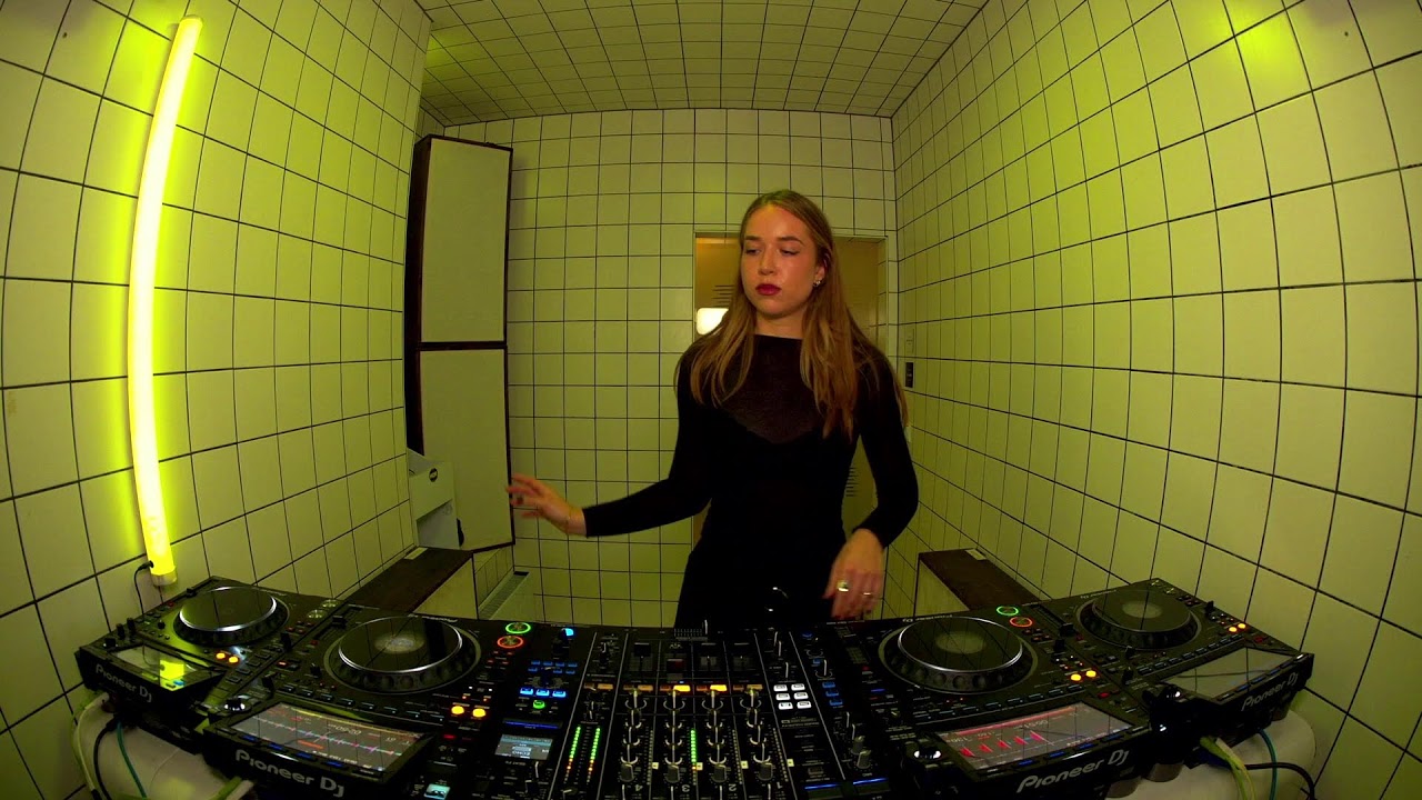 NAT | HÖR – October 31 / 2025