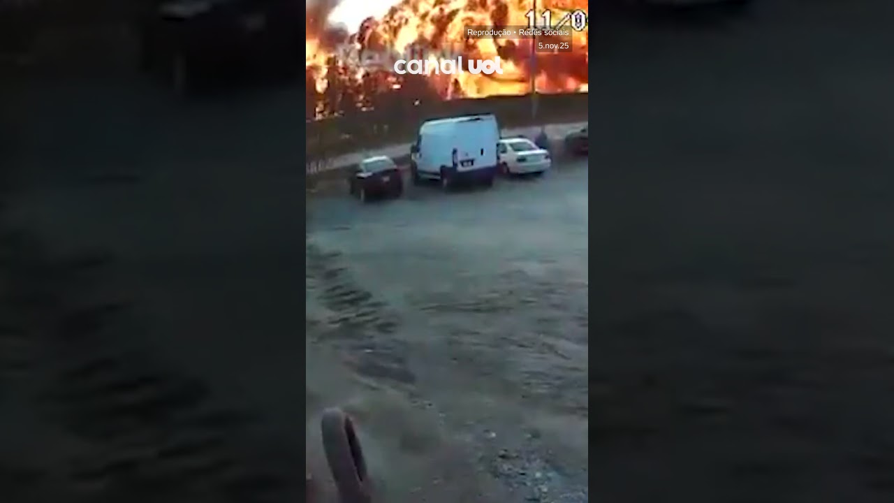 Avião de carga de grande porte cai no Kentucky nos EUA veja novas imagens TV Online Avião de carga de grande porte cai no Kentucky nos EUA veja novas imagens