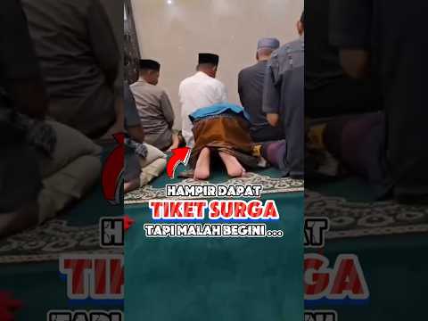 Jamaah Tak Kunjung Bangun Dari Sujud, Saat Dibangunkan Malah Begini?! #shorts