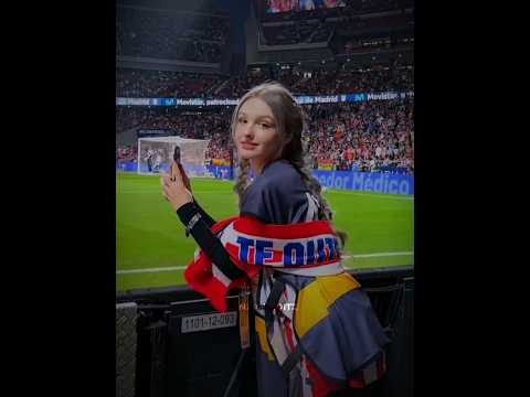 Bro rocked🗿 fan girl shocked🤯 #juventus #atleticomadrid #cristianoronaldo #cr7 #shortsviral #edit