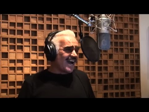 Vicente Fernández - Avance del Nuevo Disco "El Hombre que más te Amó " A la venta el  5 de Octubre