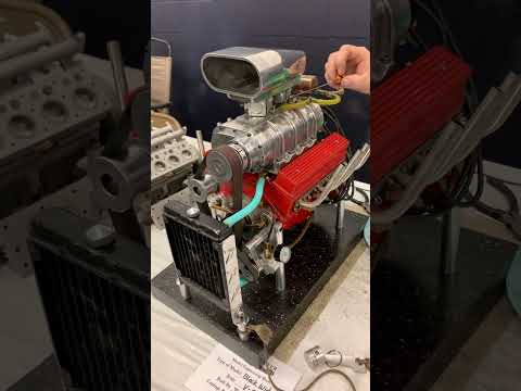 Miniature V8 engine running | Cabin Fever Expo