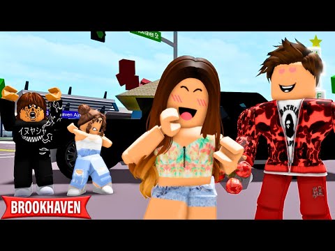 My Celebrity Crush Fell In Love With Me!! ROBLOX MOVIE (CoxoSparkle)