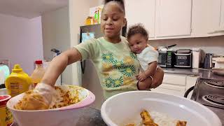 Daily life with Zanadia Simone | COOK WITH ME 👩🏽‍🍳| sausage and shrimp jambalaya rice + chicken 