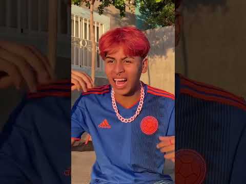 Niños jugando a la botellita antes🧴
