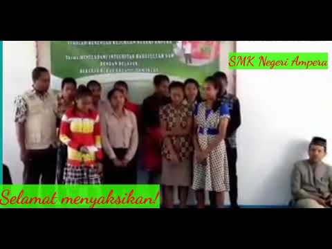 TOLERANSI, NON MUSLIM IKUT MERAYAKAN HARI RAYA AGA