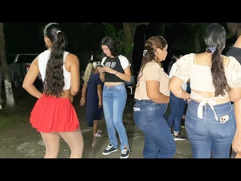 Las Mujeres Se Calentaron y Se Prendio El Bailongo Con El Sabor De La Legendaria Atardecer Tropical