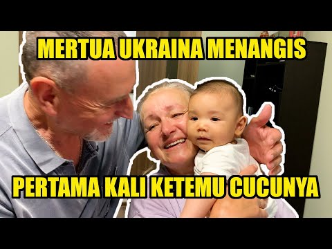 KAGET DAN MENANGIS!!😭 PERTAMA KALI MERTUA UKRAINA LIHAT CUCUNYA
