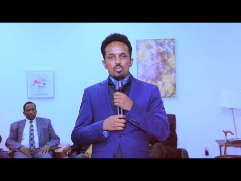 "MUSTAQBALKIINA WAXA UU KU JIRA AGACANTIINA REER GEDOOW" MAHAD WARSAME