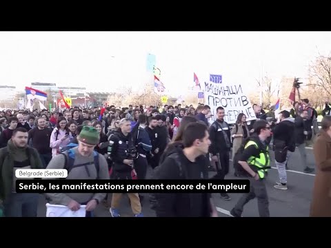 Serbie, les manifestations prennent de l'ampleur