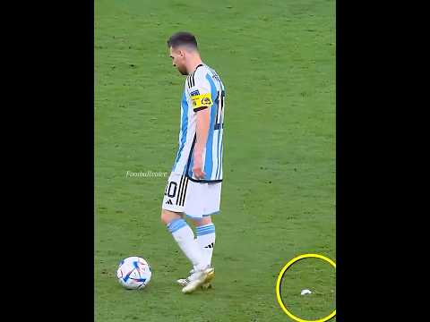 Messi vs Foam Spray😂