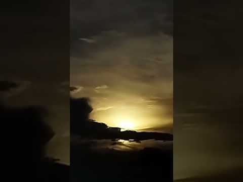 సూర్యుడు అస్తమించే రూపం| Nature Short Video | #Shorts 31 October 2025