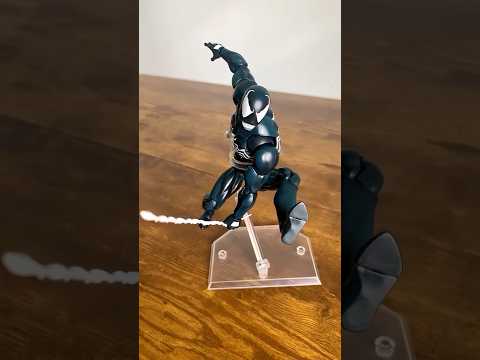 Posing Mafex Venom #mafex #actionfigures #posing #venom #marvel #comics