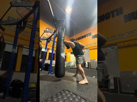 Heavy bag combos kung fu