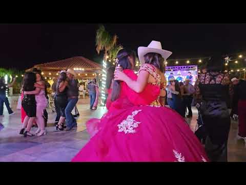 Cumbia la mucura,  xv años de Giselle, baile instinto de chihuahua