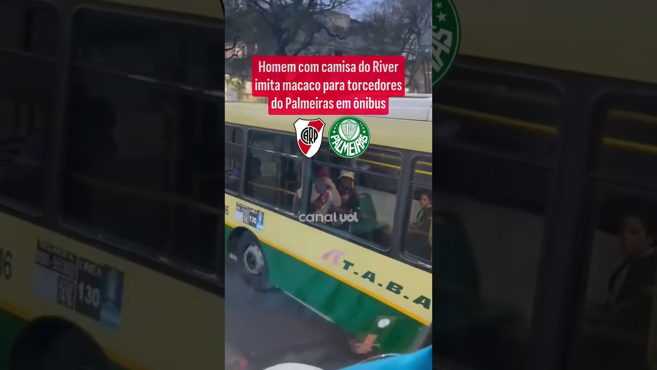 Homem com camisa do River imita macaco para torcedores do Palmeiras