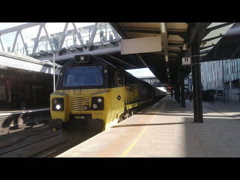 Trains at Nottingham (17/09/2022)