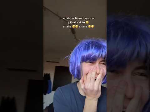 👧🏽:Sono PIÙ ALTA di te 😂