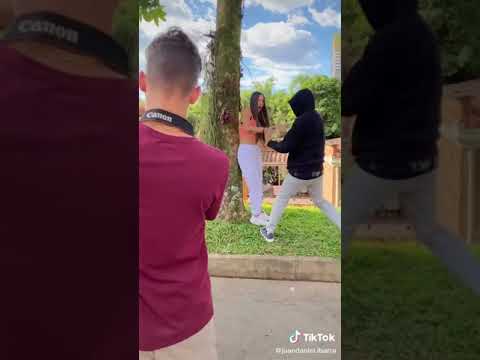 tik tok de/ Juan Daniel Ibarra