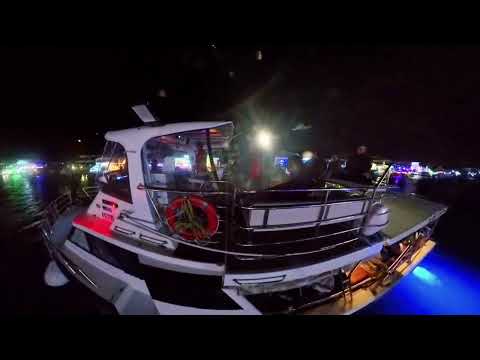 Mandurah Christmas Lights Cruises