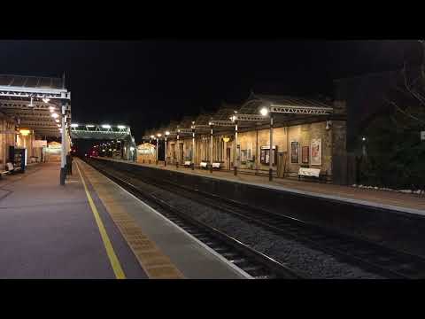 6233 duchess of Sutherland on its return from York