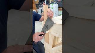 Trimming dowels on the workbench build with a @SUIZAN pull saw