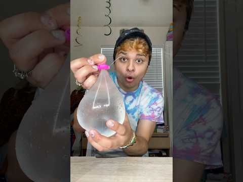 making a stress ball only using water! 🎈💦 #stressball #diy #project #experiment