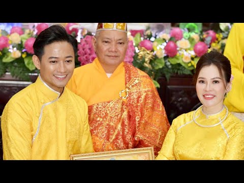 Đám cưới tại chùa của Quý Bình và vợ Ngọc Tiền