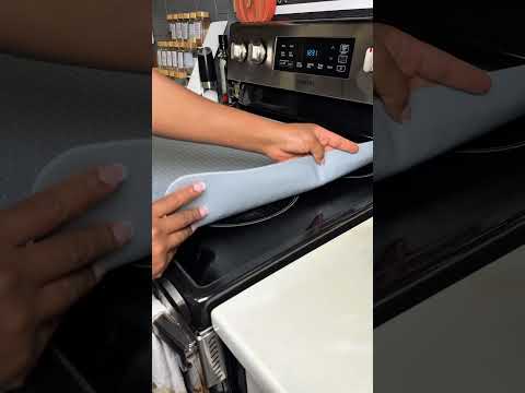 Protect your kitchen with these silicone glass stove top covers! They're heat-resistant, easy to