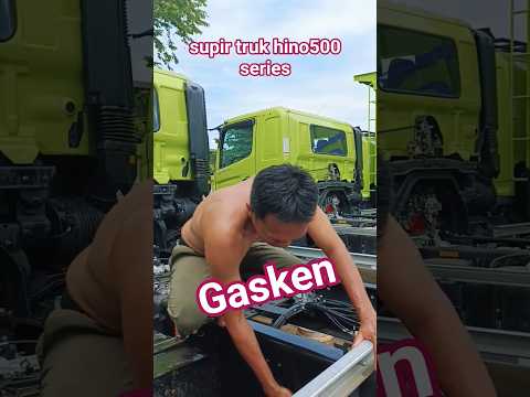 supir truk hino500 series. truk tangki, dump truck driver, truk tronton, truk molen, truk trailer
