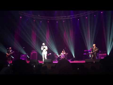 Setengah Gila @ Ungu Live in Singapore 2017