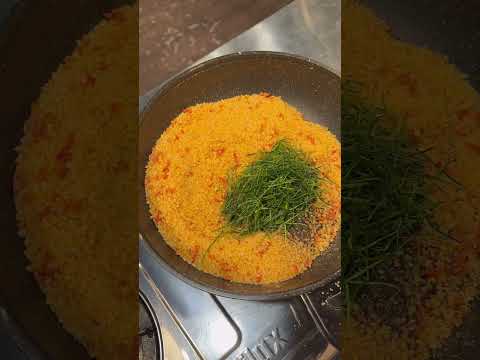 Muối đa năng chấm tất cả mọi thứ trên đời đây cả nhà ơi . #food