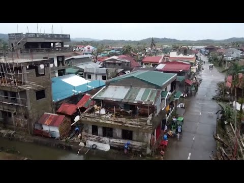 Super Typhoon Man-yi fells trees, damages houses in Philippines