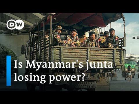 Clashes in Myanmar trigger exodus to Thailand | DW News