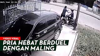 🔴 FULL VIDEO‼️PRIA HEBAT BERDUEL DENGAN MALING❗APARAT AROGAN PUKUL SOPIR❗INI TAMPANG PARA PELAKU ☠️🔥