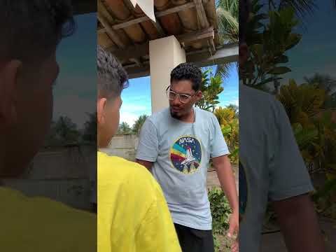 Jogaram uma grande pedra na pipa do rapazinho !