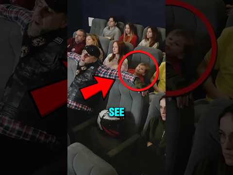 Dad’s Quick Thinking Gave His Son The Best Seat In Seconds 🤯👨‍👦