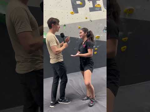 Mujer Fuertísima Escalando Pt: 1 #climbing #fitness #gym #challenge