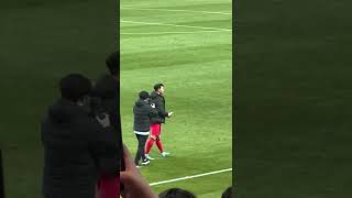 드디어 봤습니다 쏘니😭🙏🏻 수고하셨습니다 선수님들